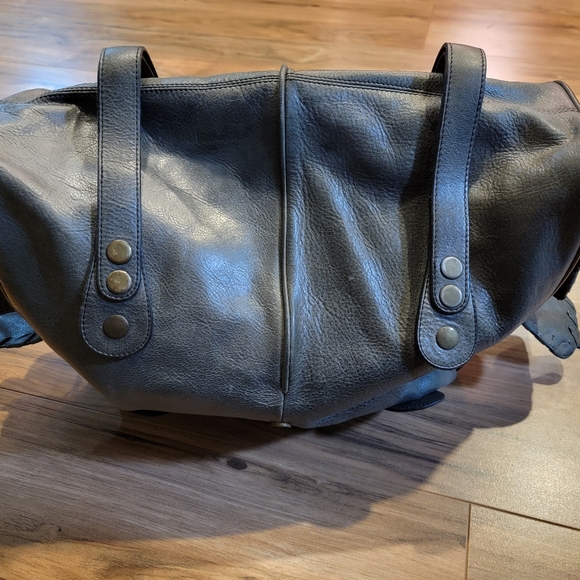 ❤️HOST PICK❤️Authentic Chloé Silverado Large Tote Bag In Grey Color - Picture 8 of 17